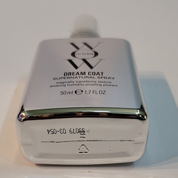 Color Wow Dream Coat Supernatural Spray - Travel Size - Picture 7 of 9